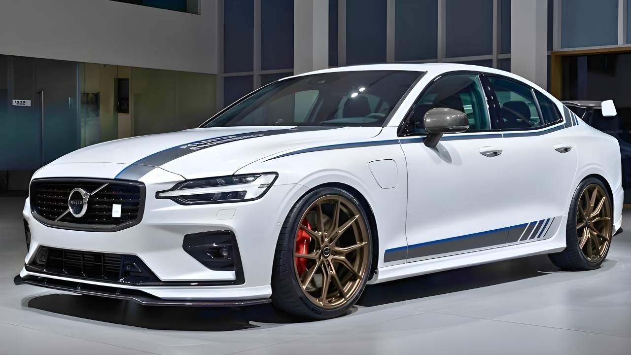 2026 Volvo S60 Unveiled With Thor’s Hammer LED, Pilot Assist and Smarter Connectivity